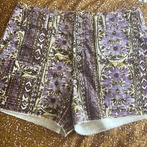 NWT Pilcro textured shorts